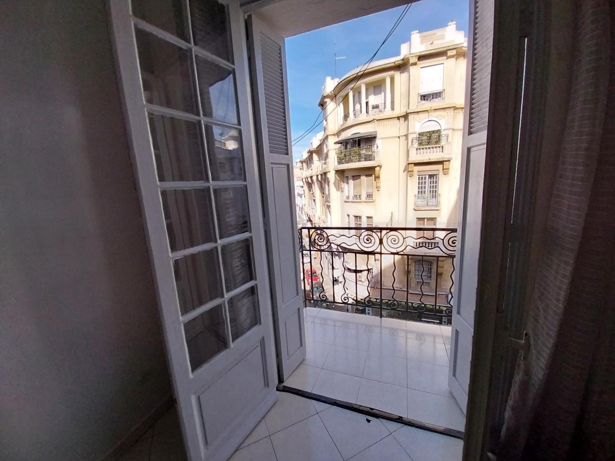 Cosy Art Deco Apart Welcome To James'S الدار البيضاء المظهر الخارجي الصورة